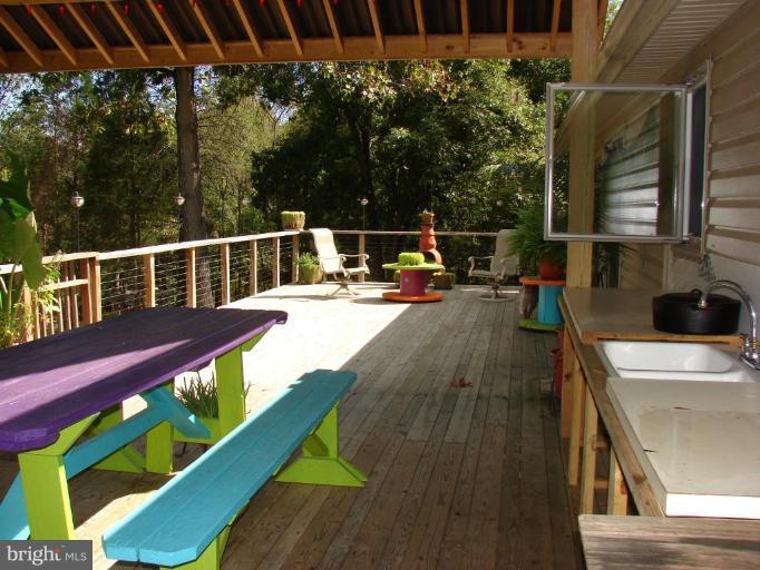 16940 Sprecher Road Sharpsburg, MD 21782 - Photo 28 of 30 Deck