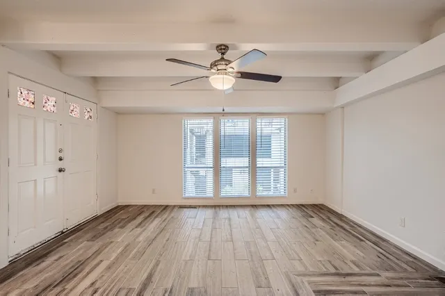 $199,000 | 5918 Lago Vista Way, Unit D27, Lago Vista, TX 78645