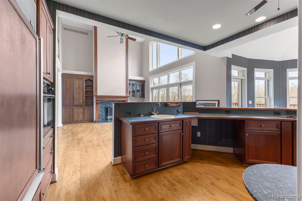 6555 Warren Road Ann Arbor, MI 48105 - Photo 25 of 68