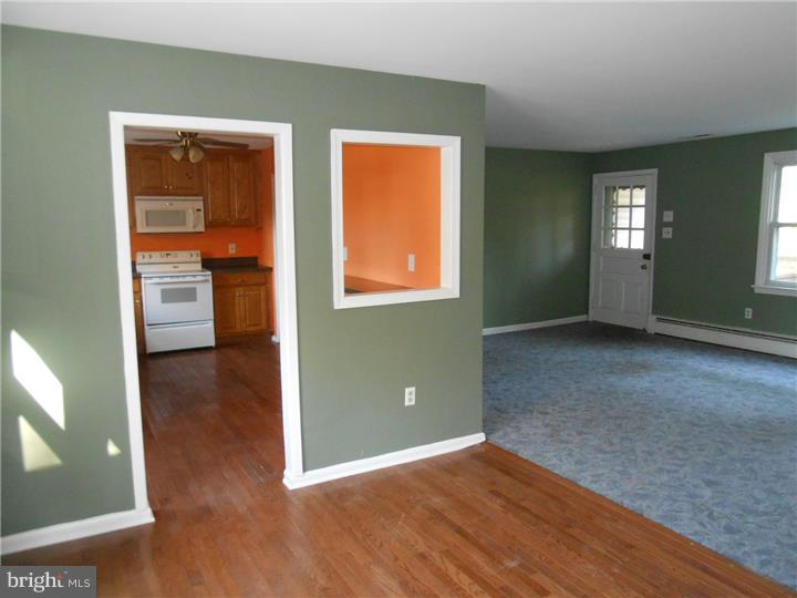 421 Springbrook Lane Horsham, PA 19040 - Photo 11 of 24 Dining Room