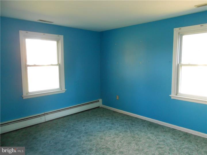 421 Springbrook Lane Horsham, PA 19040 - Photo 17 of 24 Bedroom