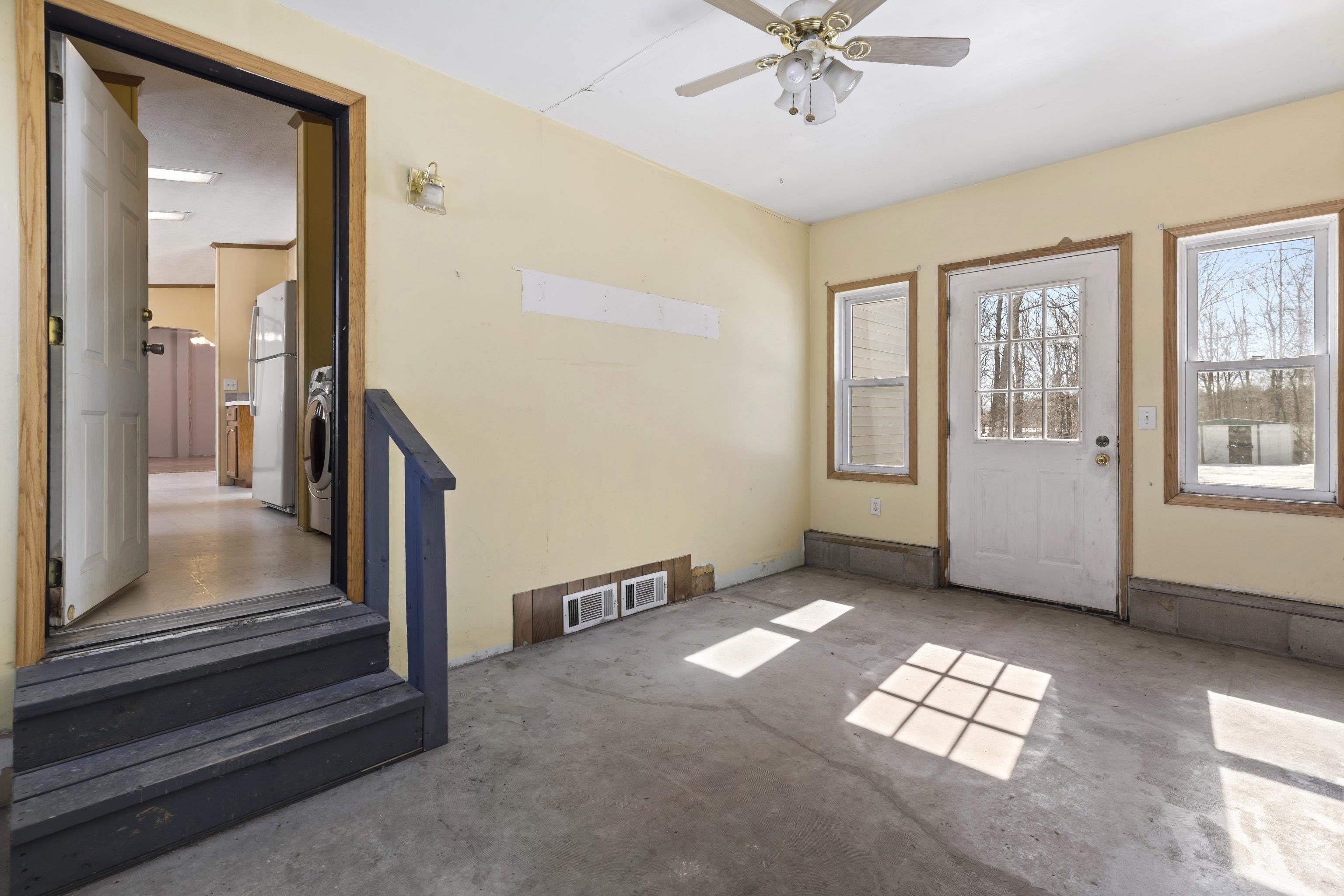 5283 Grace Road Benzonia, MI 49616 - Photo 4 of 29