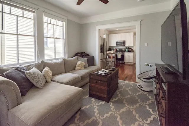$2,100 | 2317 Joliet Street, New Orleans, LA 70118