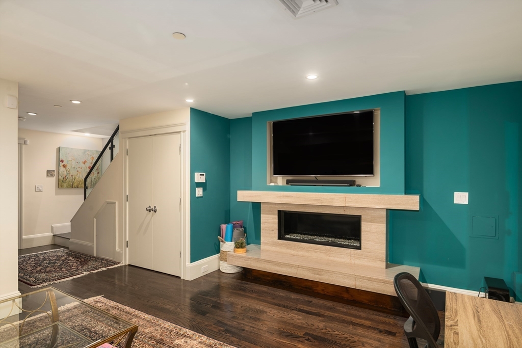 109 Appleton Street Boston, MA 02116 - Photo 15 of 30