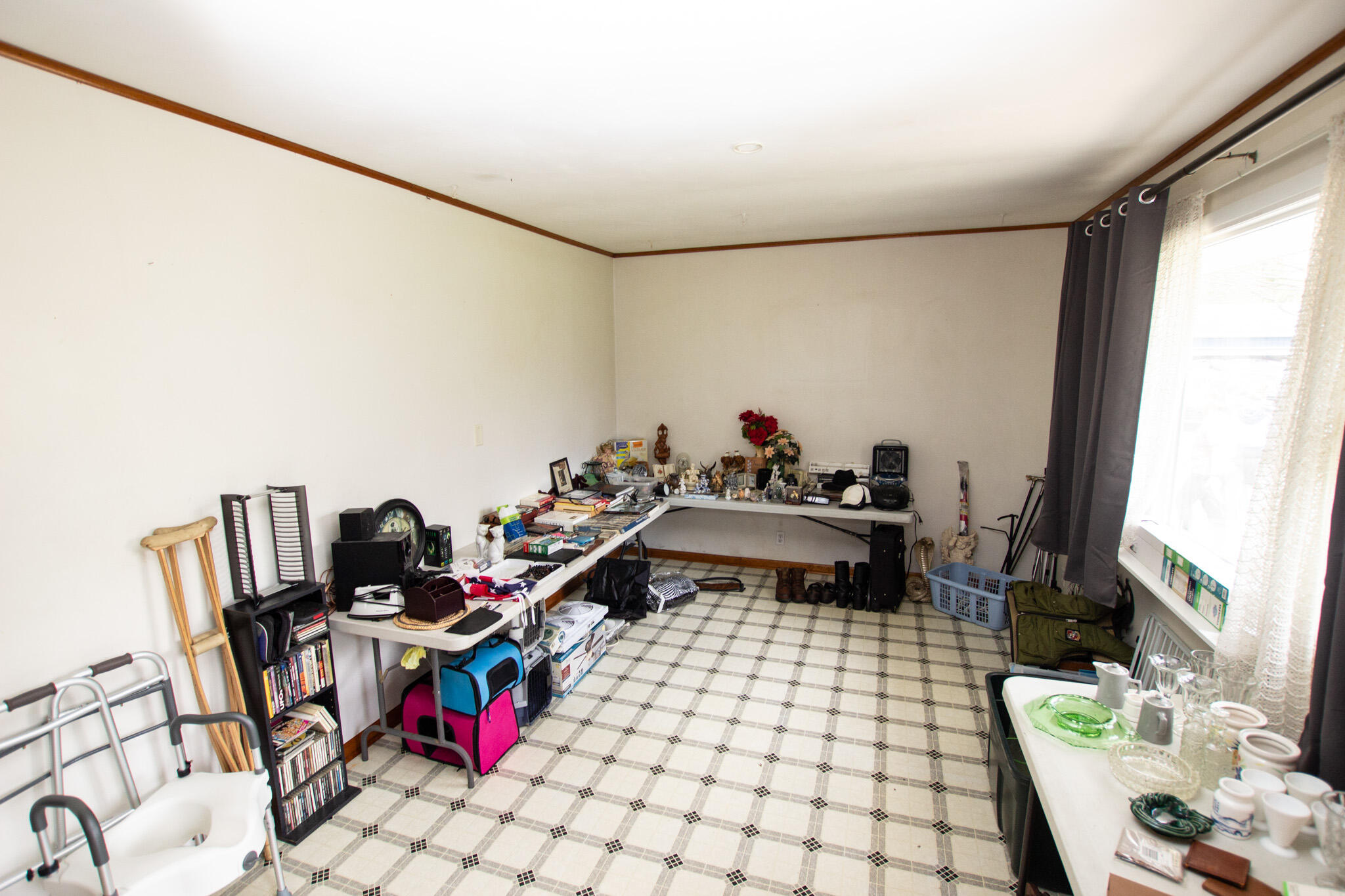 64770 Wade Road Cassopolis, MI 49031 - Photo 2 of 36 Living Room