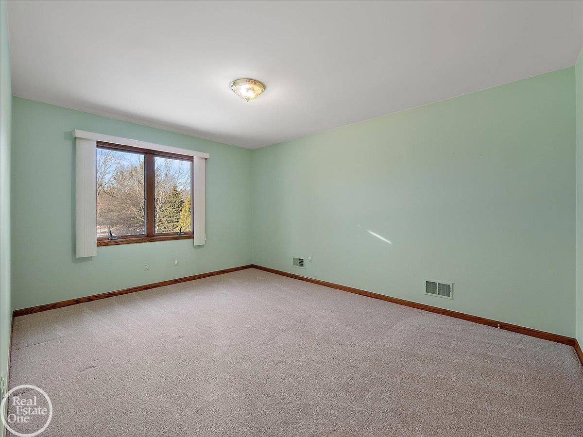 7487 Shea Road Marine City, MI 48039 - Photo 44 of 76 50166003-97ebe010-670d-443a-b635-e936bd1901e7.JPG