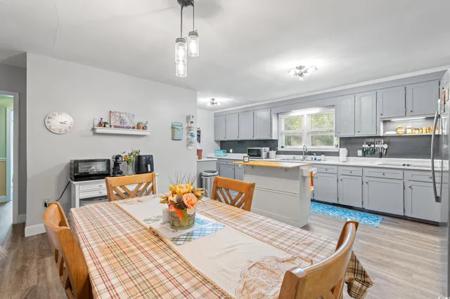 $325,000 | 406 South Rosemary Avenue, Andrews, SC 29510