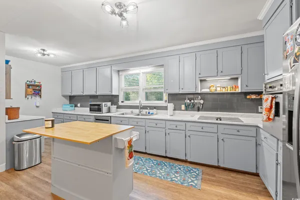 $299,000 | 406 South Rosemary Avenue, Andrews, SC 29510