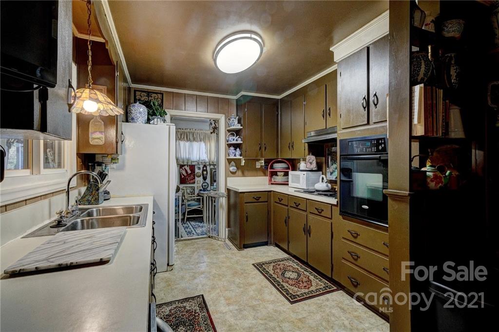 914 Burnley Road Charlotte, NC 28210 - Photo 14 of 28