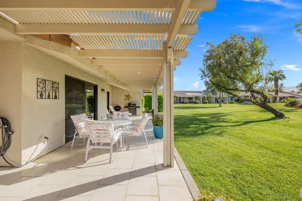 $399,000 | 40345 Bay Hill Way, Palm Desert, CA 92211