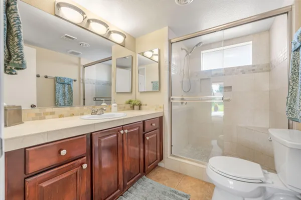 $399,000 | 40345 Bay Hill Way, Palm Desert, CA 92211