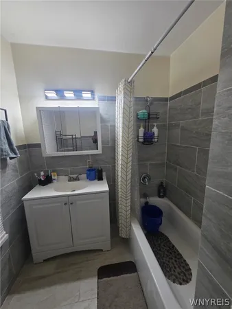 $199,900 | 173 Trowbridge Street, Buffalo, NY 14220