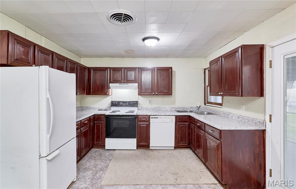 120 Highview Drive Ballwin, MO 63011 - Photo 15 of 51