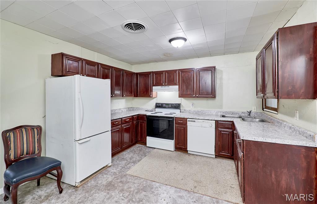 120 Highview Drive Ballwin, MO 63011 - Photo 16 of 51