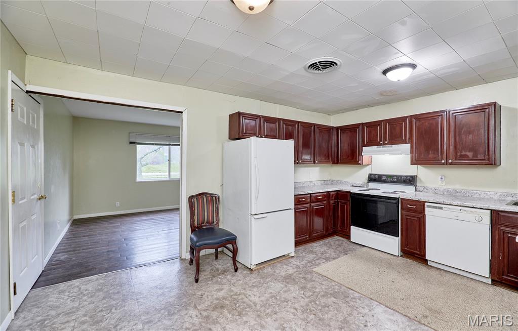 120 Highview Drive Ballwin, MO 63011 - Photo 17 of 51