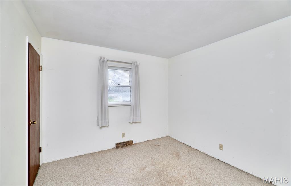 120 Highview Drive Ballwin, MO 63011 - Photo 32 of 51