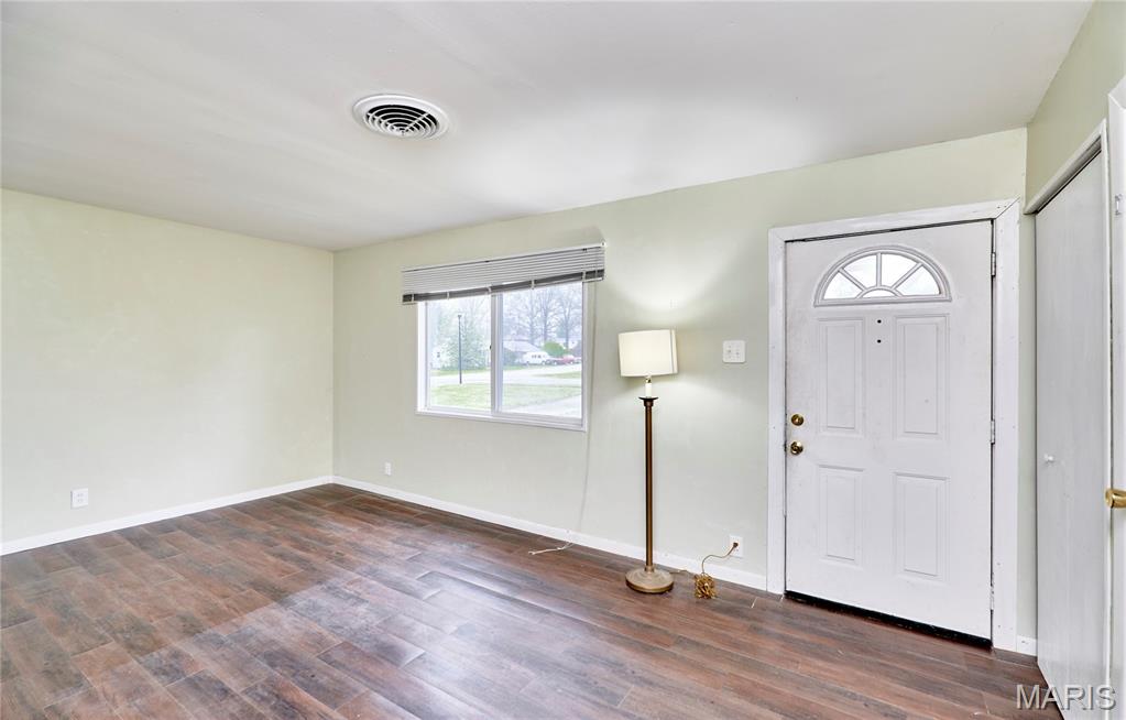 120 Highview Drive Ballwin, MO 63011 - Photo 7 of 51