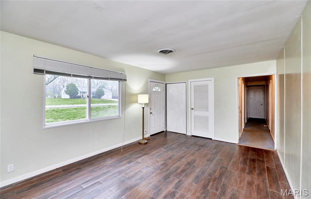 120 Highview Drive Ballwin, MO 63011 - Photo 9 of 51