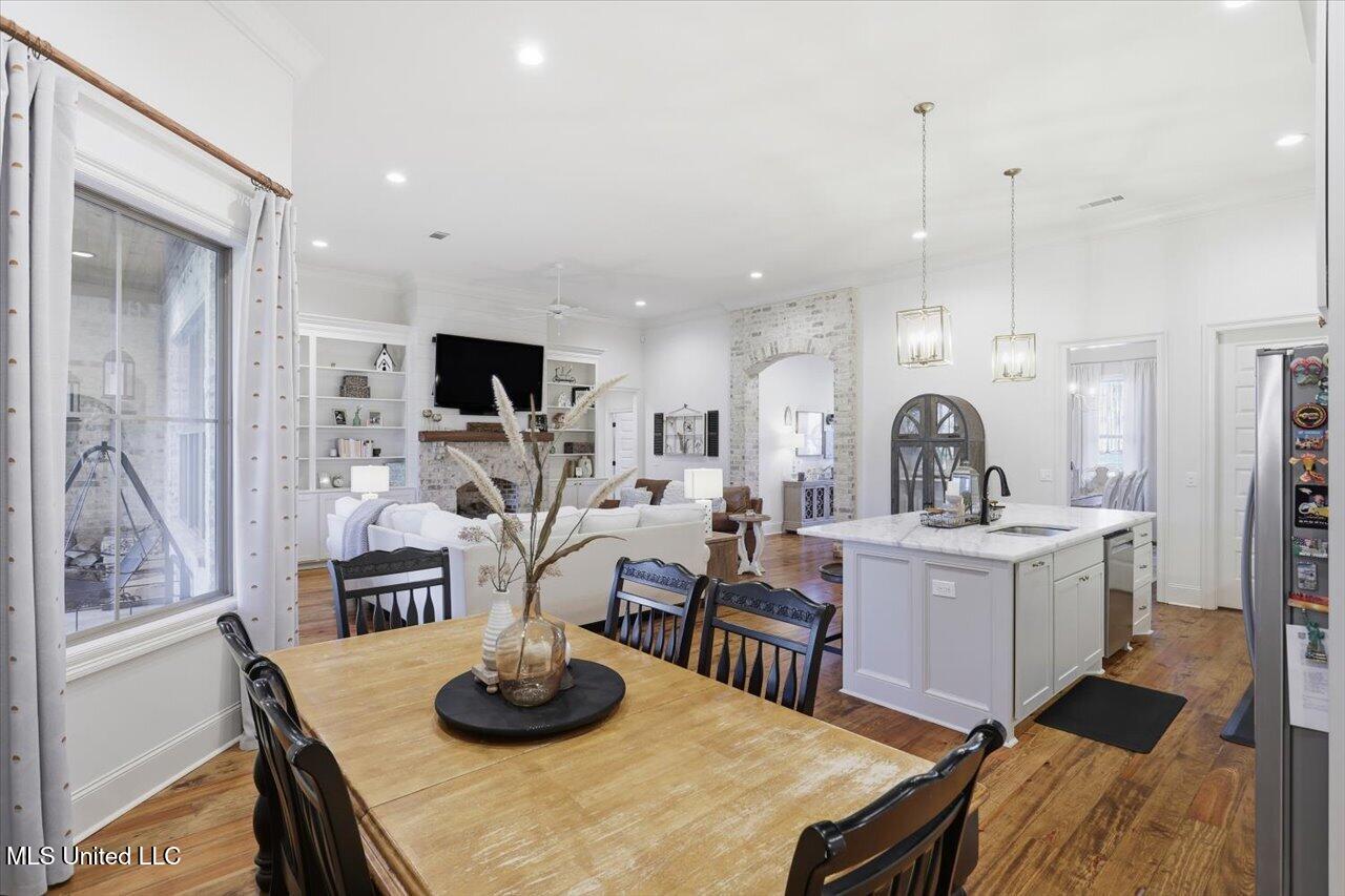 202 Lost Oak Lane Brandon, MS 39047 - Photo 20 of 75 19-202 Lost Oak Ln _ Home Tours MS