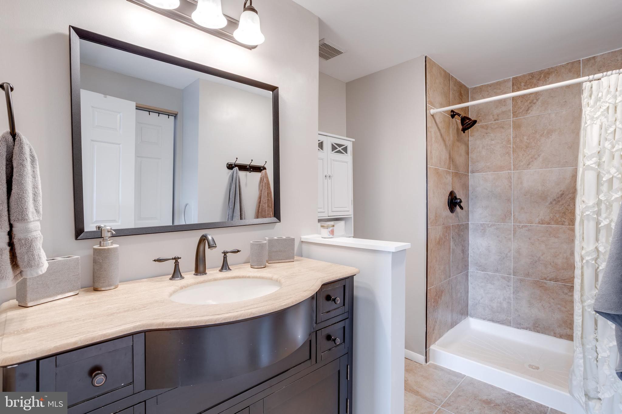 7114 Sterling Grove Drive Springfield, VA 22150 - Photo 32 of 55 Primary bath