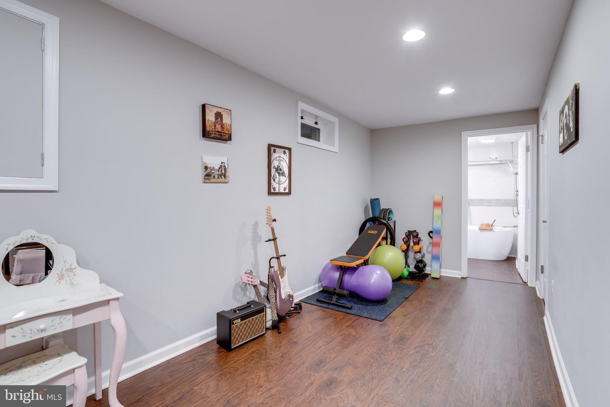 7114 Sterling Grove Drive Springfield, VA 22150 - Photo 38 of 55