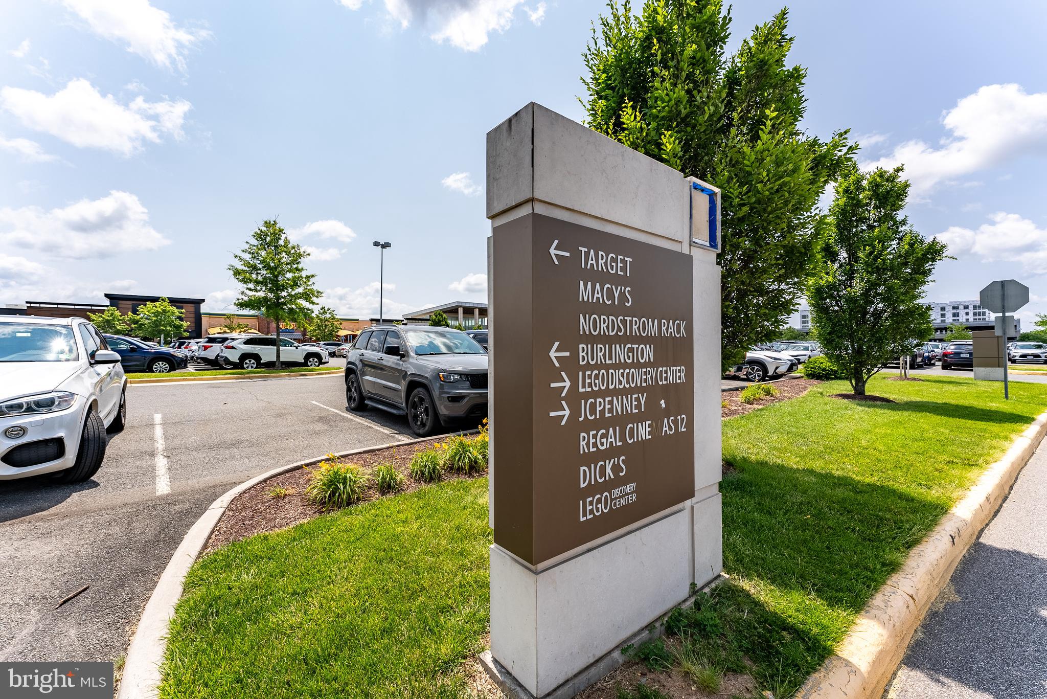 7114 Sterling Grove Drive Springfield, VA 22150 - Photo 48 of 55