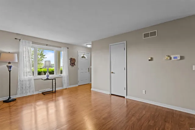 $299,000 | 9391 East 100 North, Greentown, IN 46936