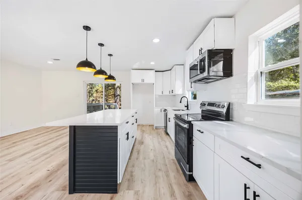 $549,900 | 18234 Atkinson Lane, Conroe, TX 77384