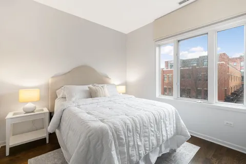 $1,490,000 | 1733 South Prairie Avenue, Chicago, IL 60616