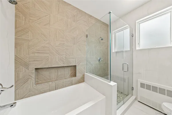 $1,549,000 | 12 Sherman Drive, Unit 202, Spring Valley, NY 10977