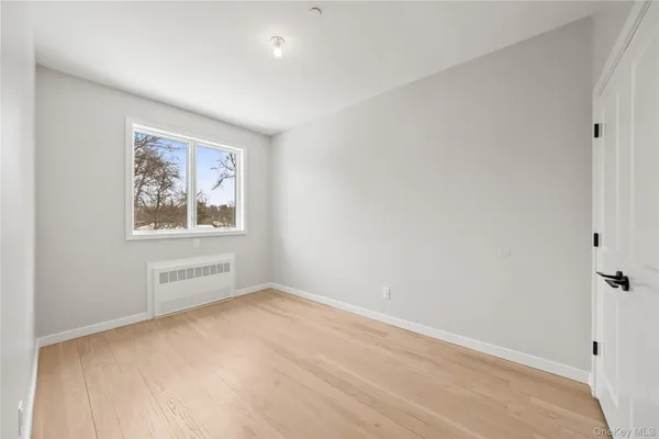 $1,549,000 | 12 Sherman Drive, Unit 202, Spring Valley, NY 10977