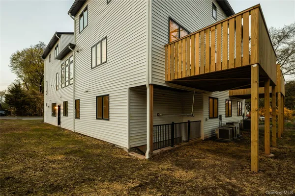 $1,549,000 | 12 Sherman Drive, Unit 202, Spring Valley, NY 10977