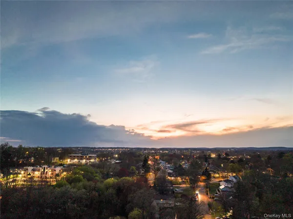 $1,549,000 | 12 Sherman Drive, Unit 202, Spring Valley, NY 10977