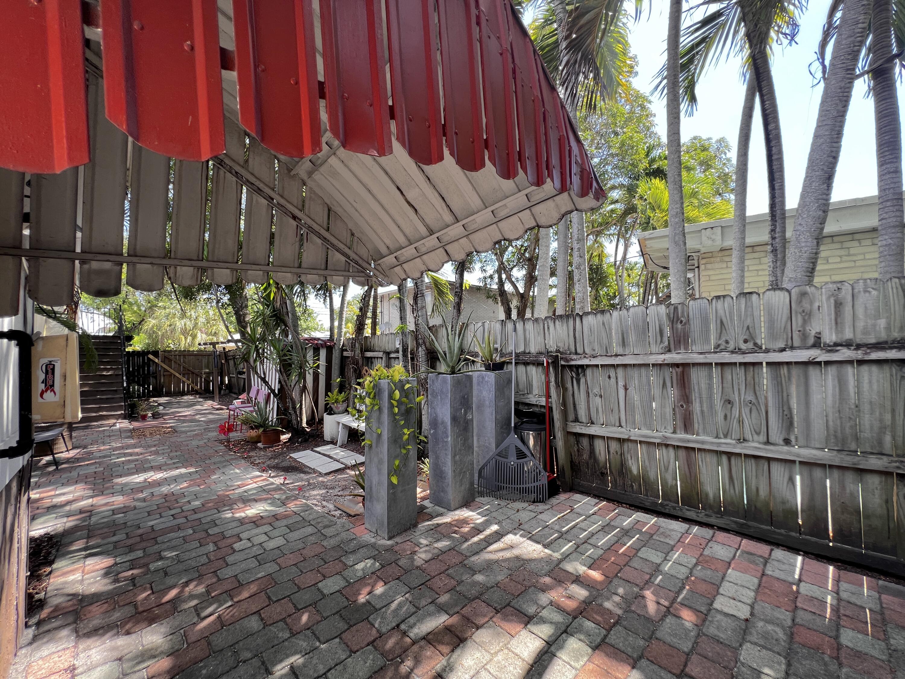 1859 Buchanan Street, Unit 2 Hollywood, FL 33020 - Photo 17 of 28 IMG_6561