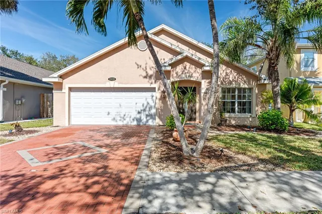 $663,900 | 15028 Savannah Drive, Naples, FL 34119