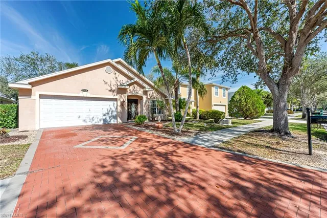 $663,900 | 15028 Savannah Drive, Naples, FL 34119