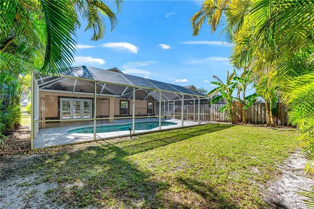 $663,900 | 15028 Savannah Drive, Naples, FL 34119