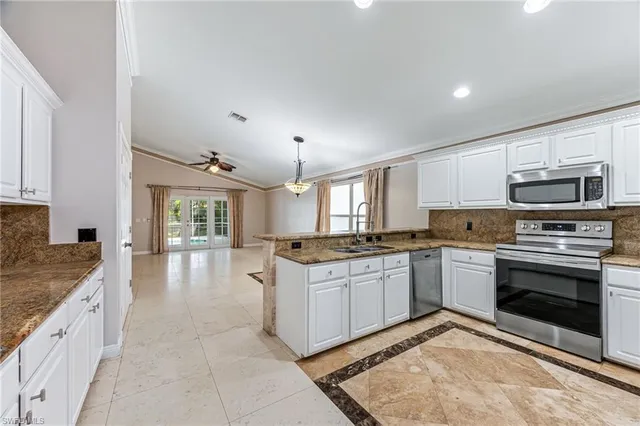 $663,900 | 15028 Savannah Drive, Naples, FL 34119