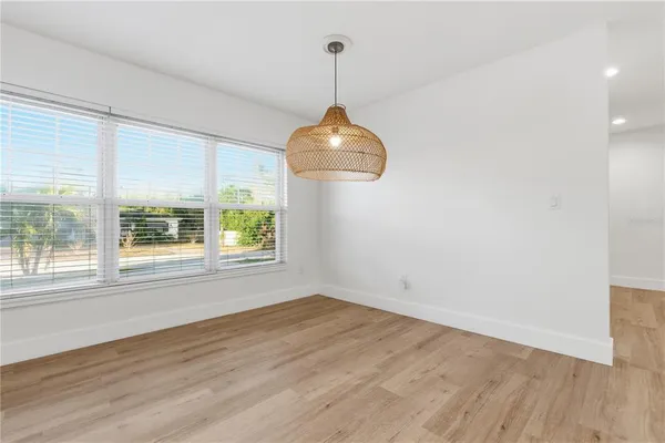 $4,000 | 327 Sunny Lane, Belleair, FL 33756