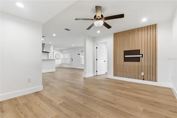 $4,000 | 327 Sunny Lane, Belleair, FL 33756