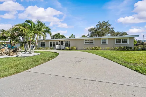 $4,000 | 327 Sunny Lane, Belleair, FL 33756