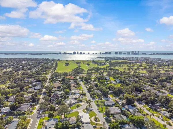 $4,000 | 327 Sunny Lane, Belleair, FL 33756