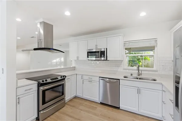 $4,000 | 327 Sunny Lane, Belleair, FL 33756