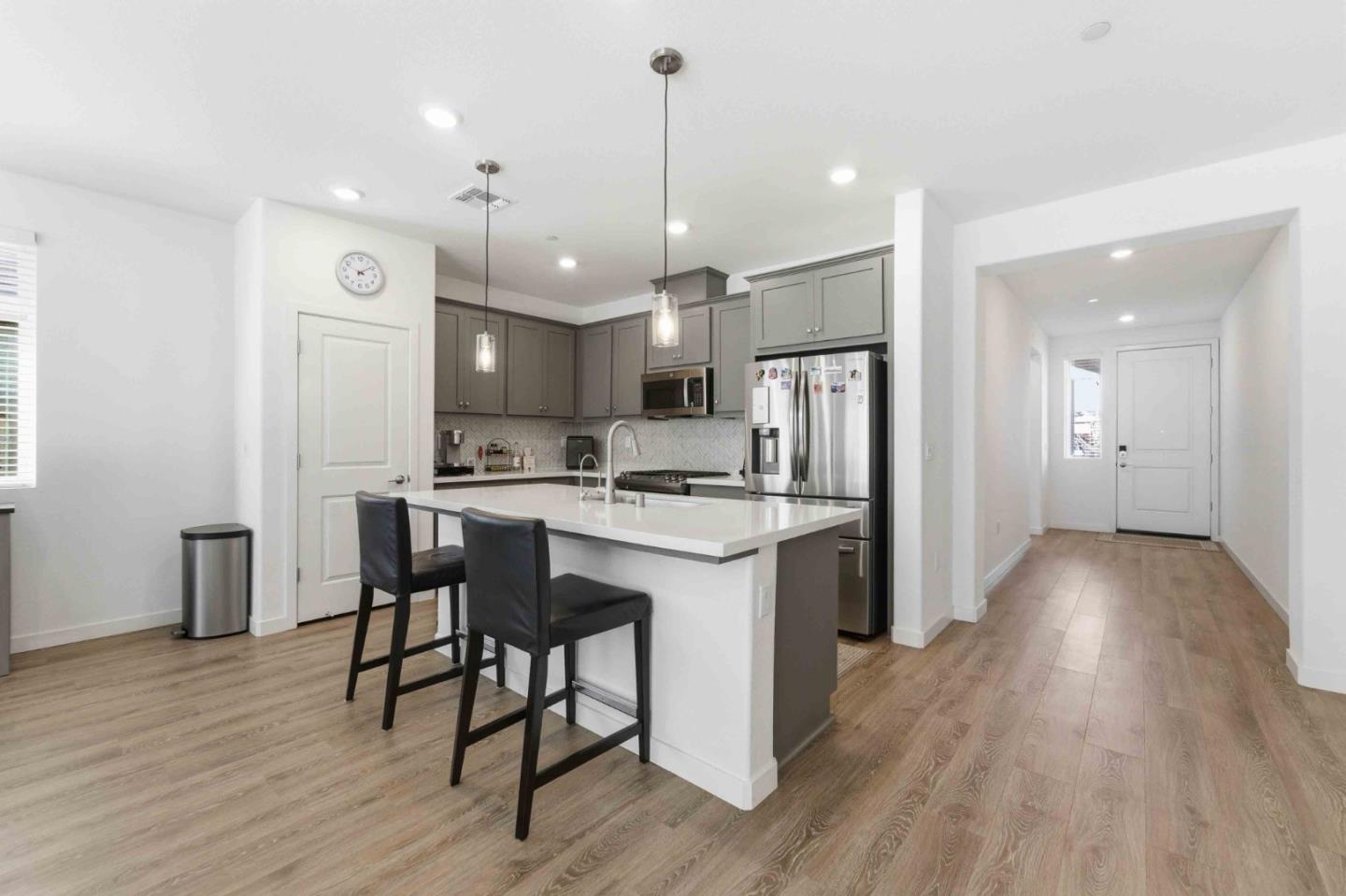 958 Shearwater Road Lathrop, CA 95330 - Photo 11 of 48