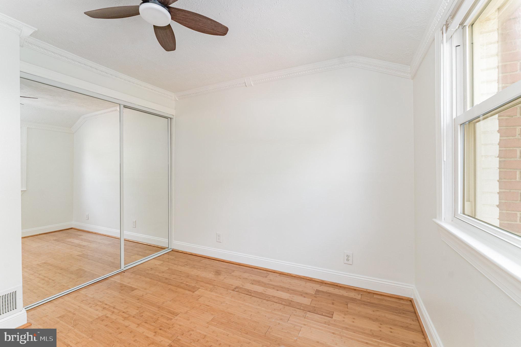 3729 South Four Mile Run Drive Arlington, VA 22206 - Photo 19 of 29