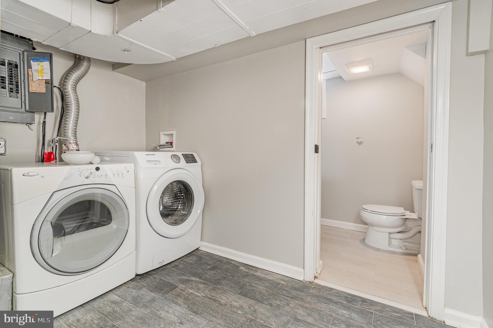 3729 South Four Mile Run Drive Arlington, VA 22206 - Photo 23 of 29