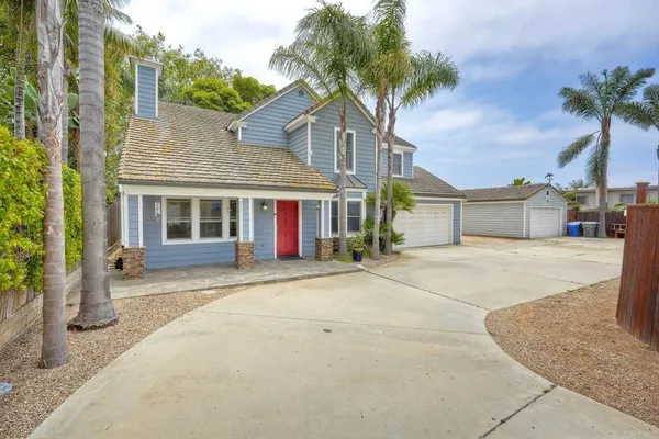$2,699,999 | 217 Sanford Street, Encinitas, CA 92024