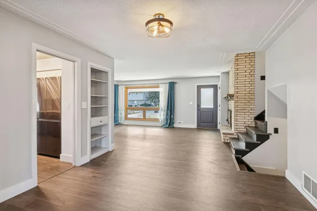 $450,000 | 1490 3rd Street Northwest, New Brighton, MN 55112