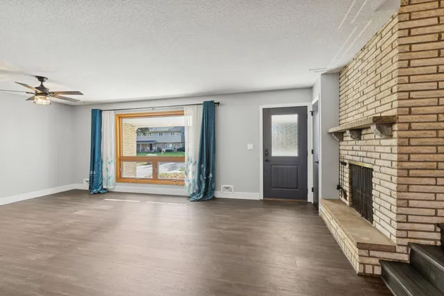 $450,000 | 1490 3rd Street Northwest, New Brighton, MN 55112