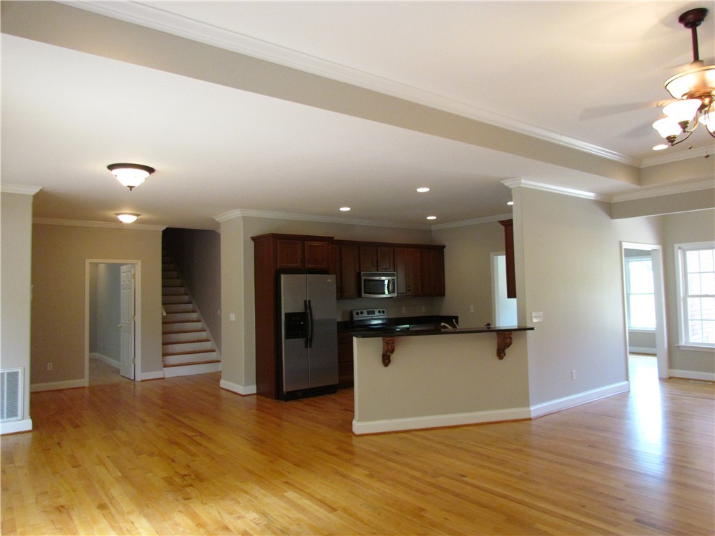 112 P-10-67 Anderson, SC 29621 - Photo 5 of 21
